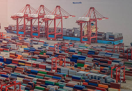 进行旧衣服报关时要关注什么？